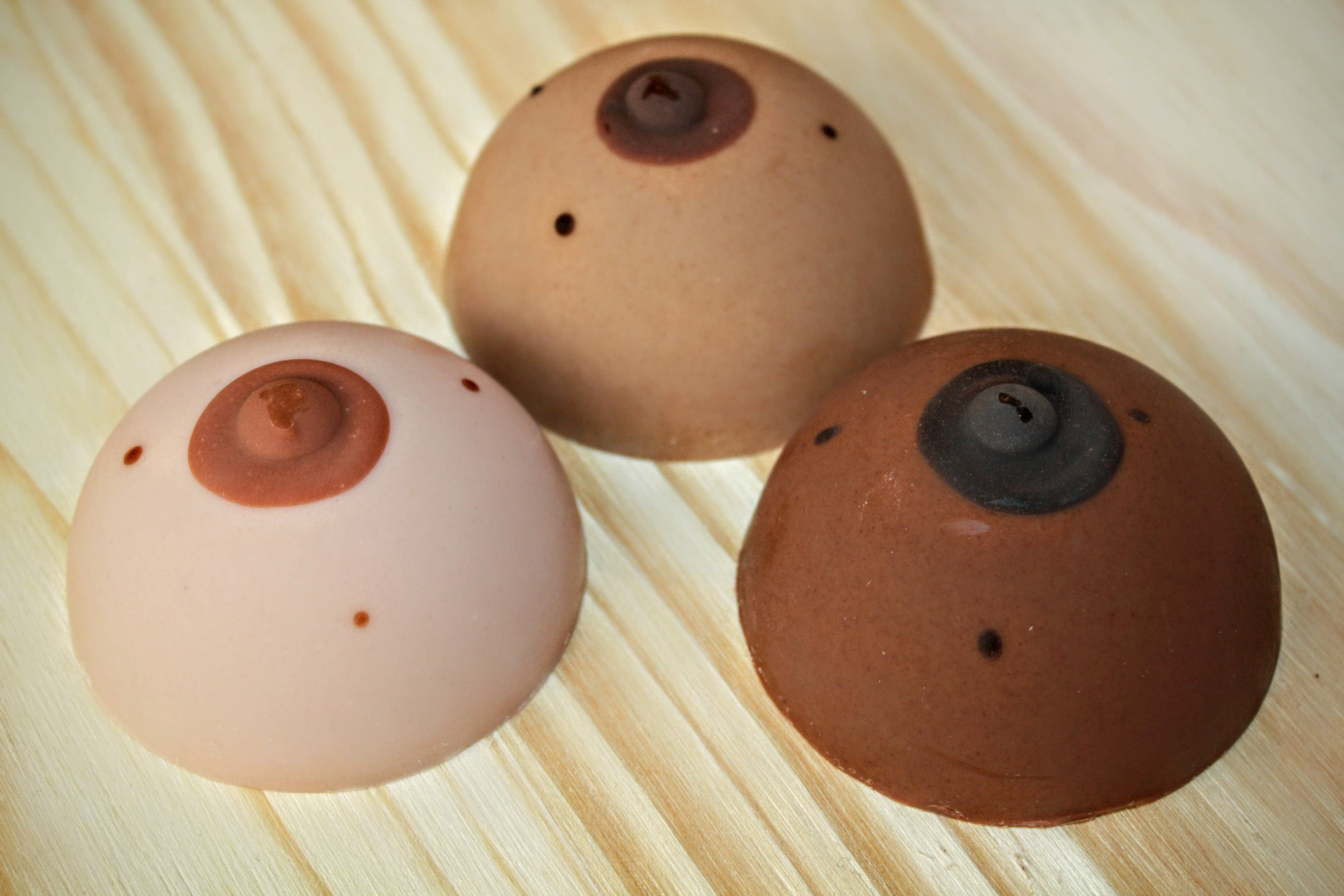 F.A.D.A-Fait Avec De l'Amour – Engroshandel Sæbestykke – Les Seinvons - Engagementsæber2