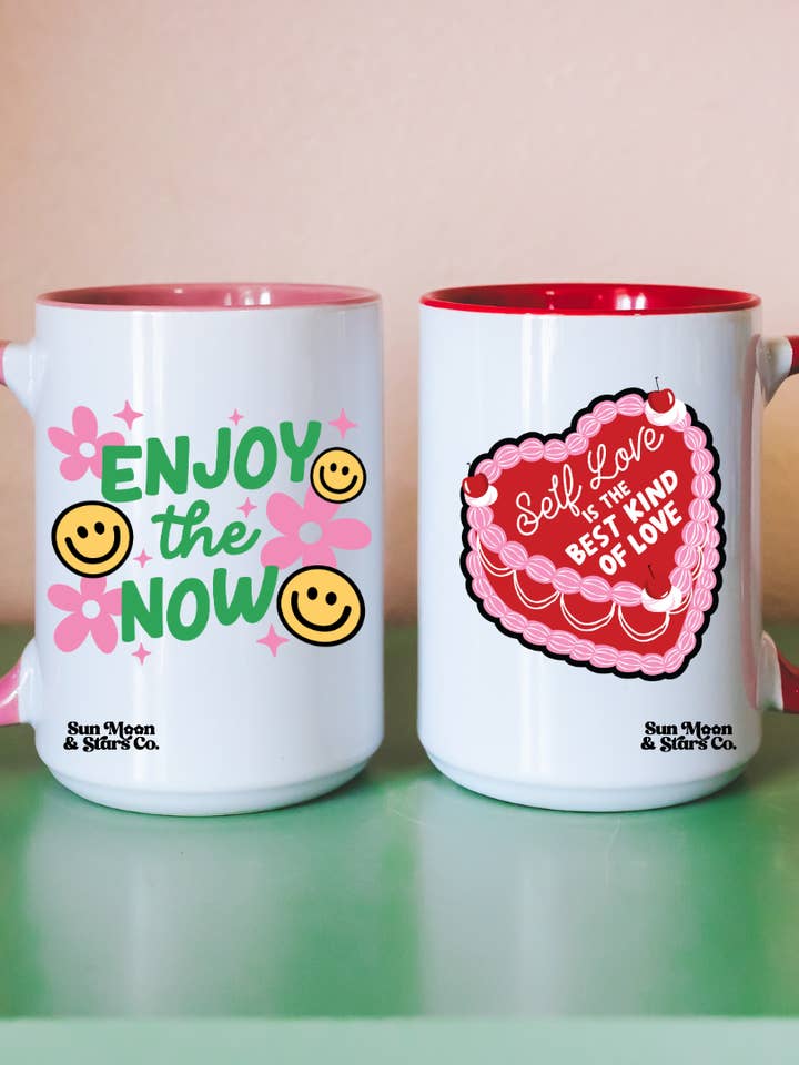 Nyd nu| Selvpleje er den bedste slags kærlighed 11 oz krus for engroshandel hos Sun Moon & Stars Co.
