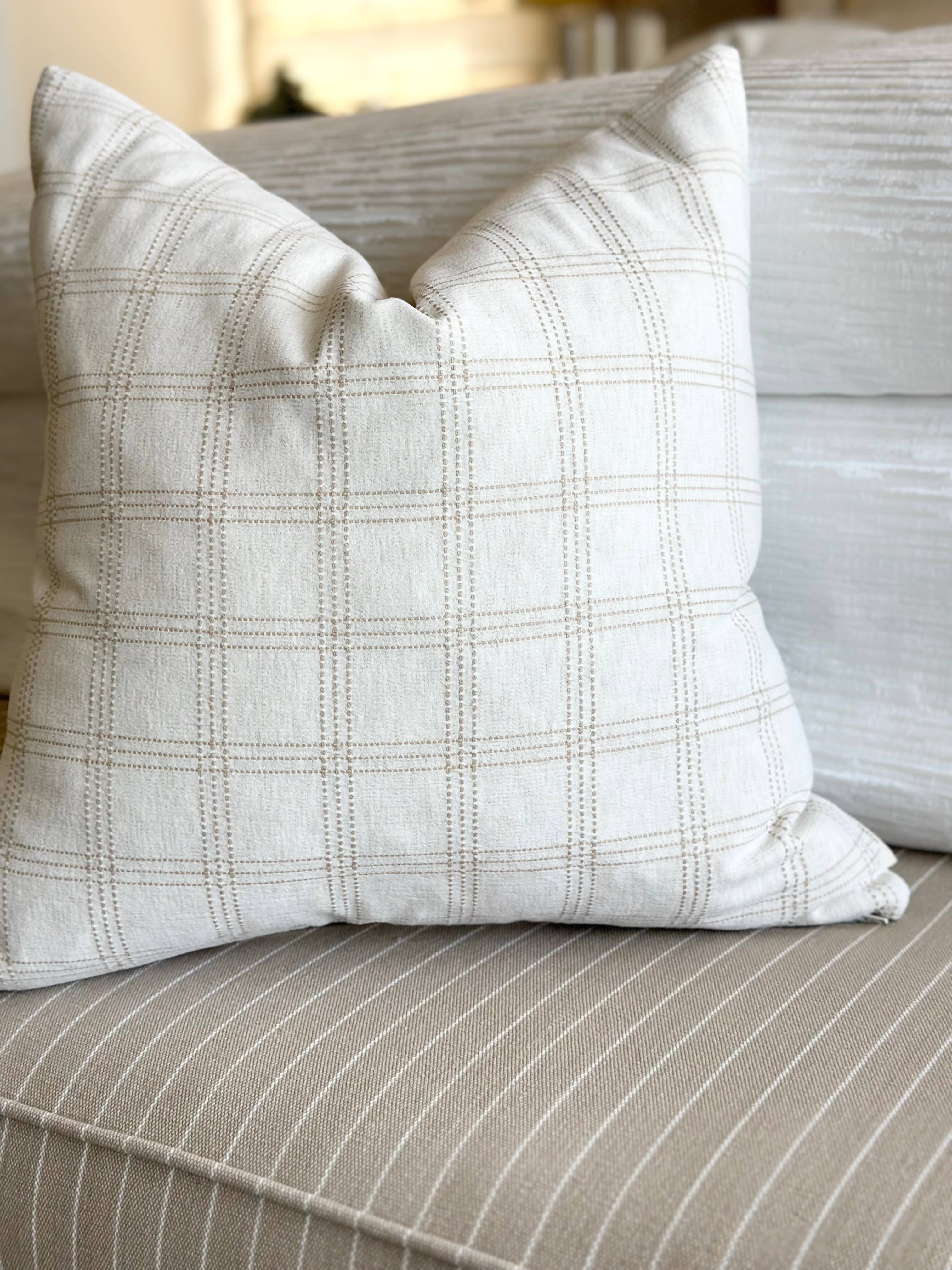 Orange Grove Home - Wholesale Throw Pillow Cover - Beige & ivory Dotted Plaid Pillow Cover 20x206