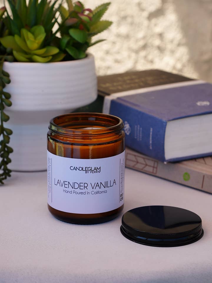 Lavender Vanilla Soy Candle for wholesale by Candleglambyperry