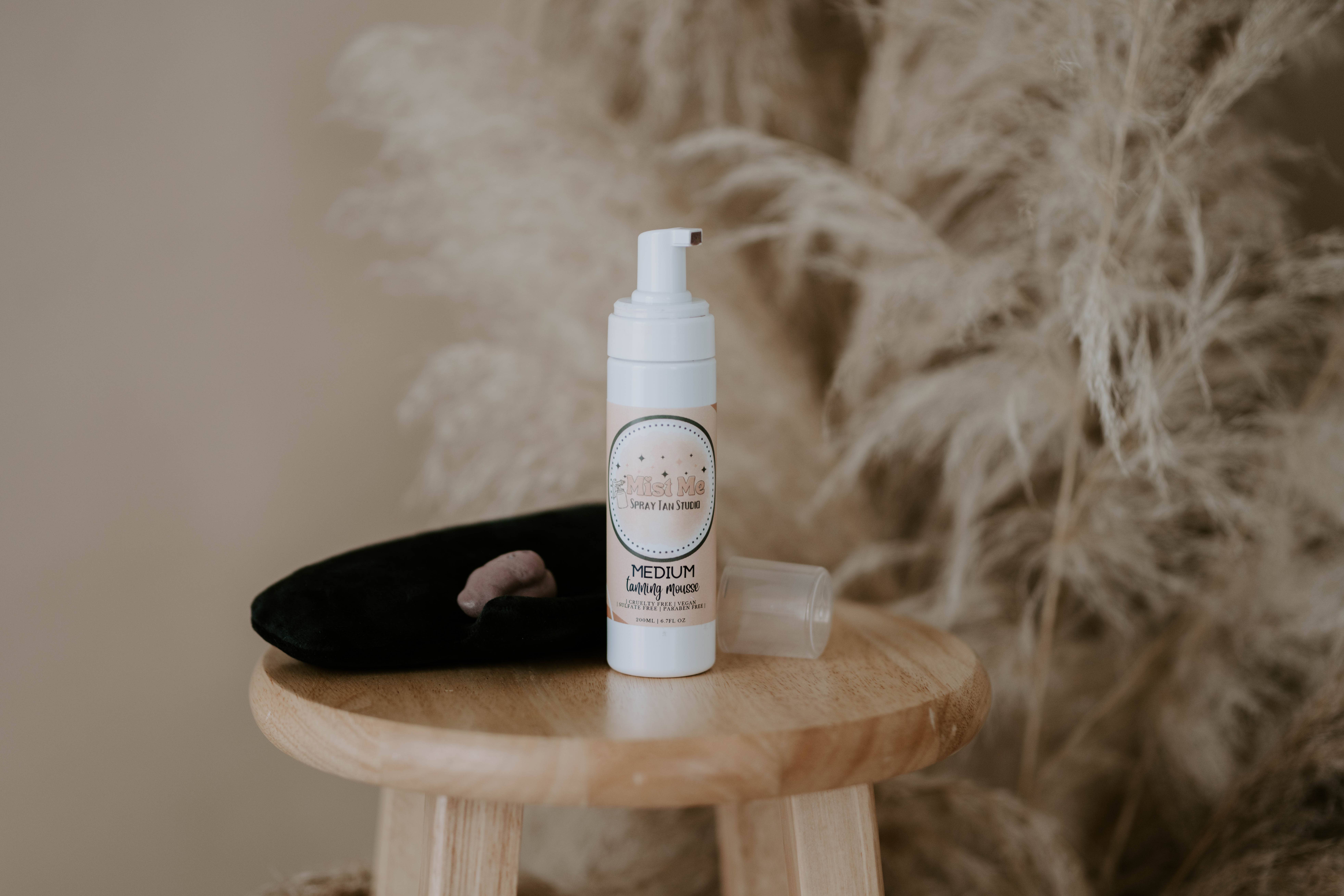 Mist Me Spray Tan Studio – wholesale Self-tanner – Medium SelF Tanning Mousse1