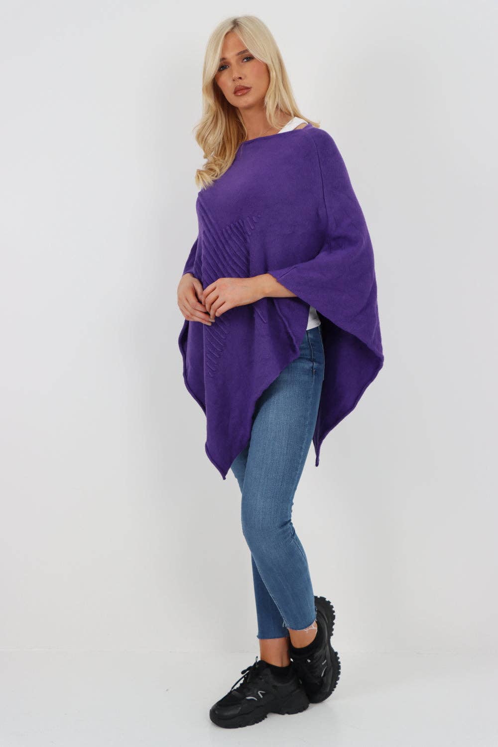 Miss Bold – wholesale Poncho – Women's – Italian Knitted Lagenlook Star Poncho55