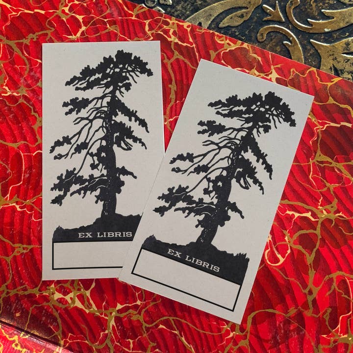 Ebon et Noir LLC – Großhandel Exlibris – Windswept Pine Gummiertes Papier Ex Libris Buchplatten