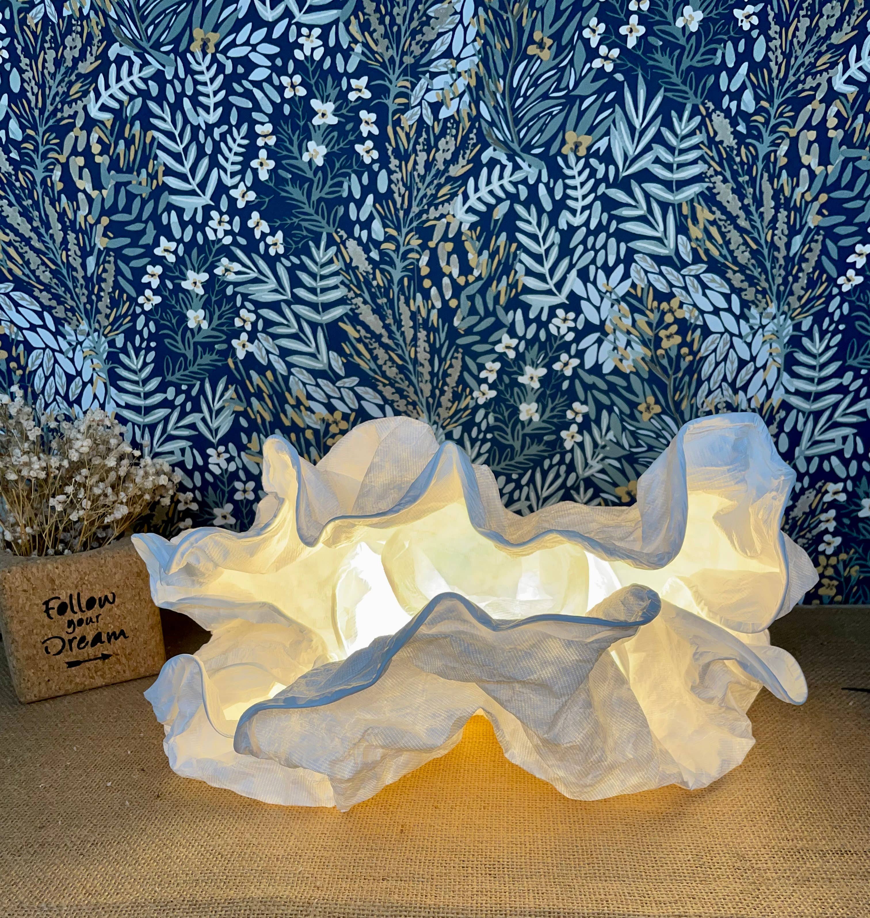 Géraldine Pouzet - Luminaires – Großhandel Lampenschirme – Luminaire ECUME Tischlampe mit Lampenschirm aus synthetischer Vliesfaser2