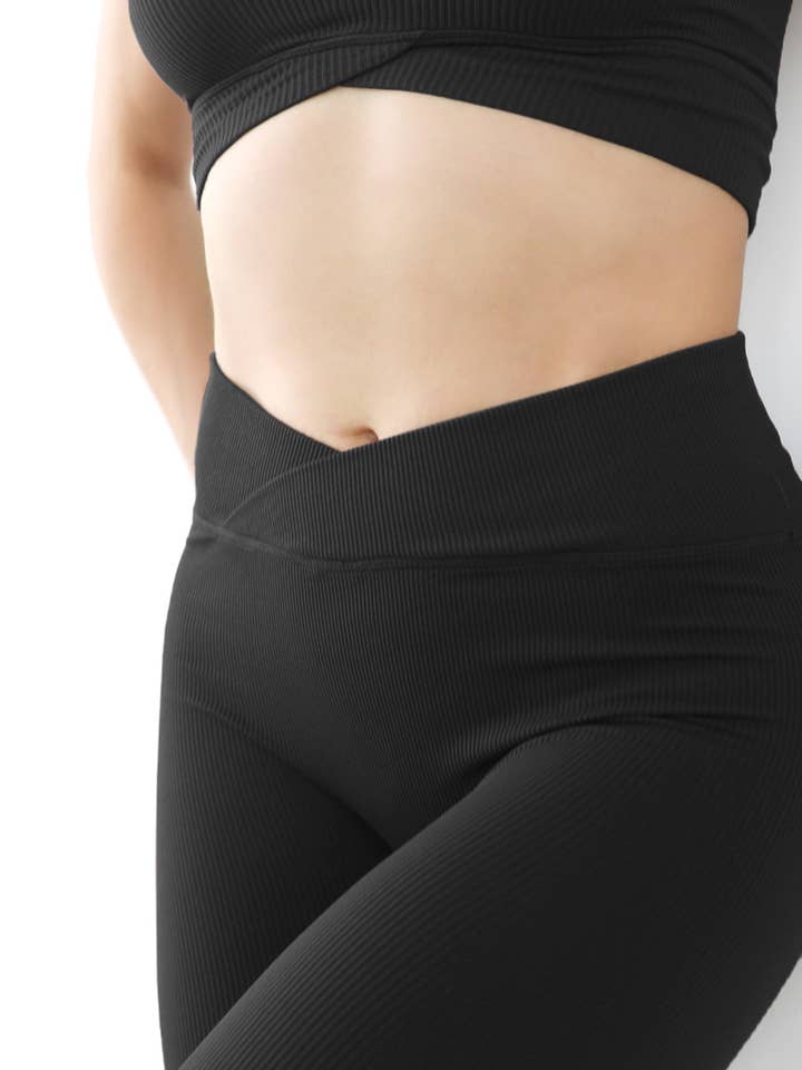 NIKIBIKI - Wholesale Athletic/Lounge Leggings - Women's - NB8110 - Ribbed Crossover Waistband Leggings