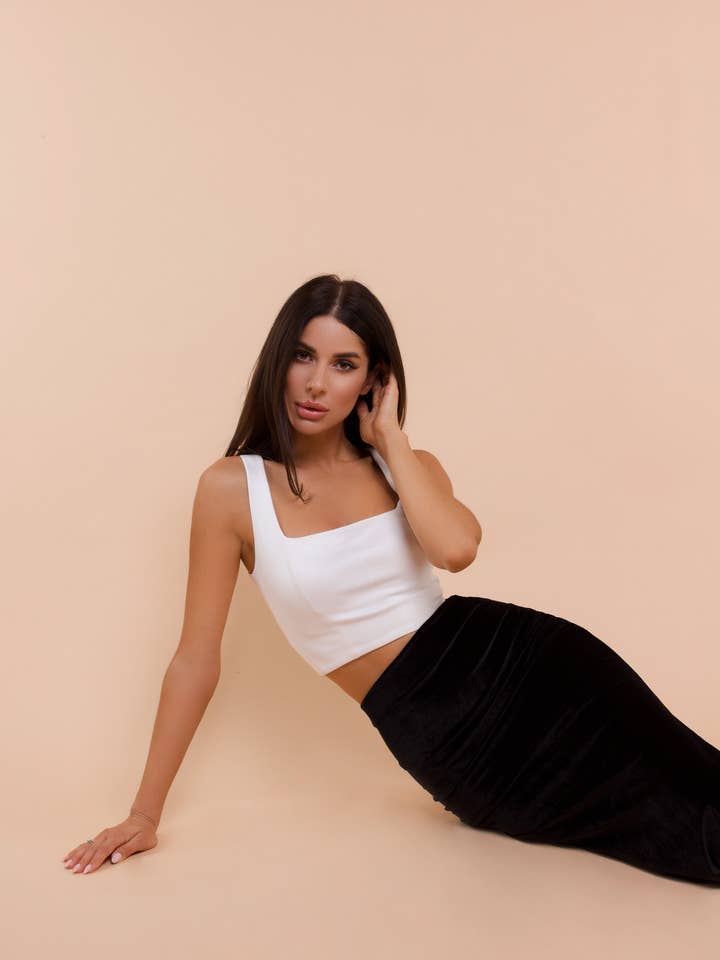 Fluwelen rok Chloe voor wholesale door Lannata