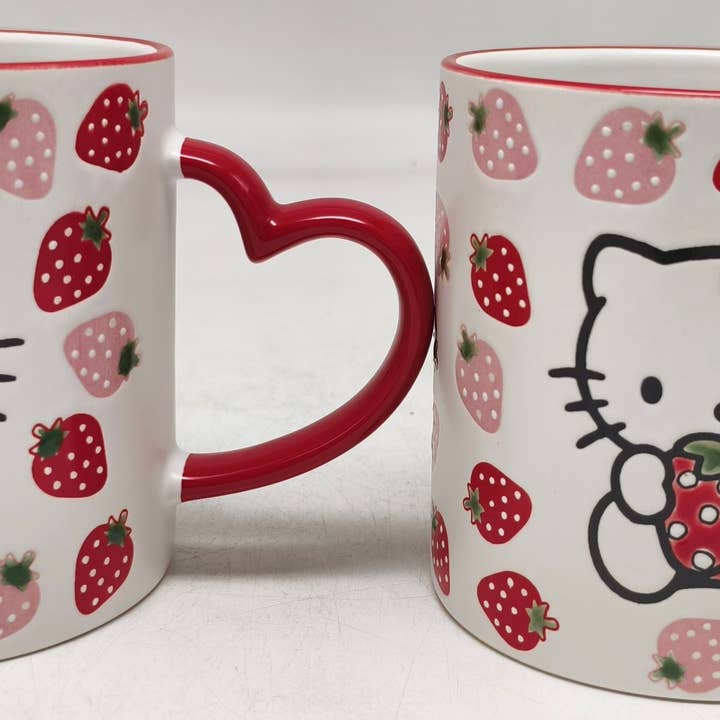 Hello Kitty Straberry 21Oz krus gavesæt for engroshandel hos Blue Sky Clayworks