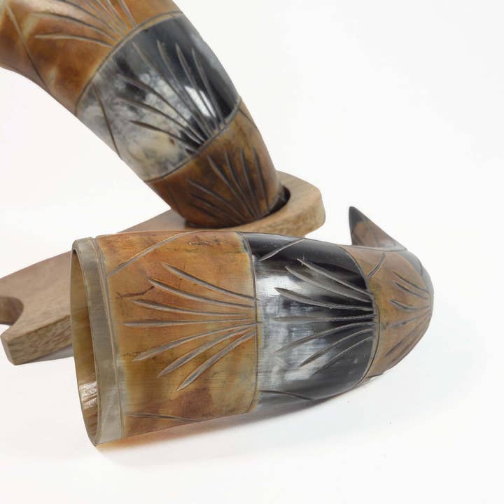 OnlyViking – wholesale Drinking glass/cup – Viking Drinking Horn with Wooden Stand1