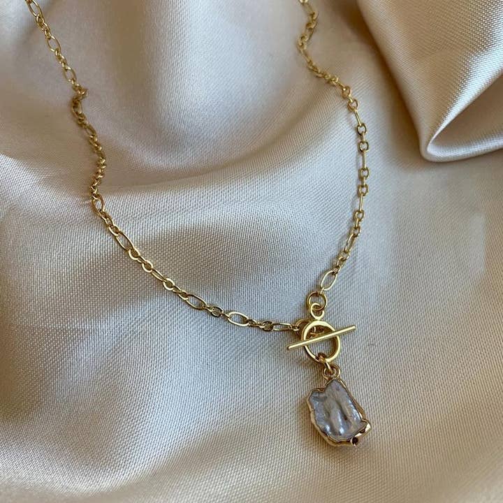 Collier Toggle Perle pour la vente par FALA