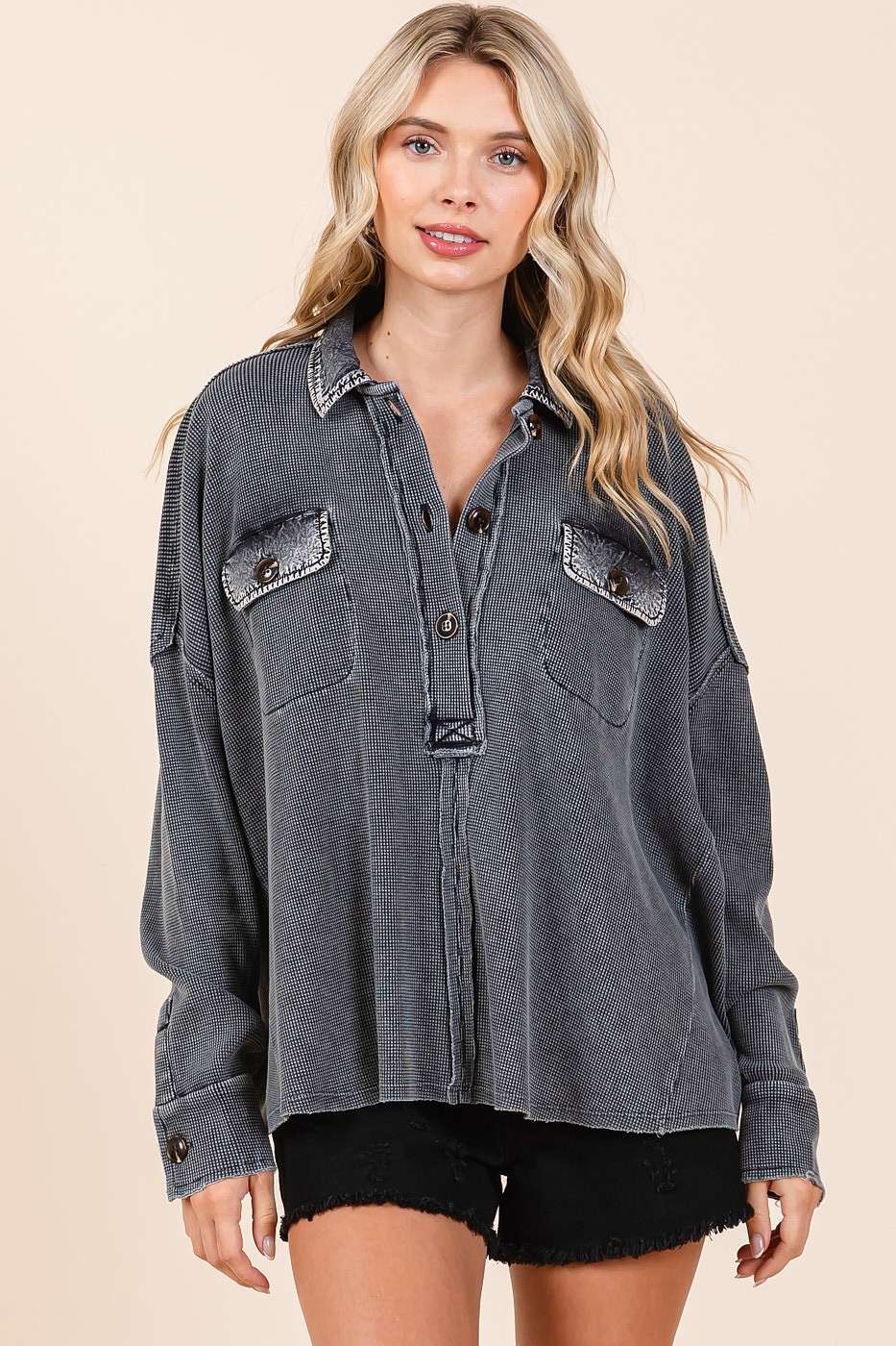 mittoshop - Vente Chemise à col boutonné – femme - HAUT HENLEY À COL GAUFRÉ DÉLAVÉ MINÉRAL6