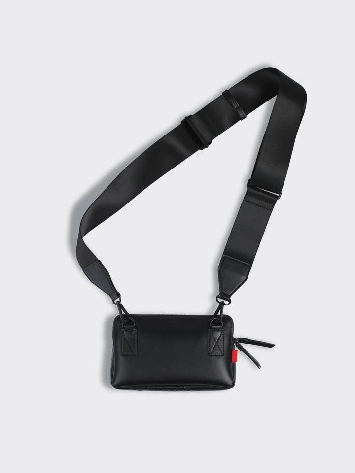 Semi - Black Liquid for wholesale by Golla