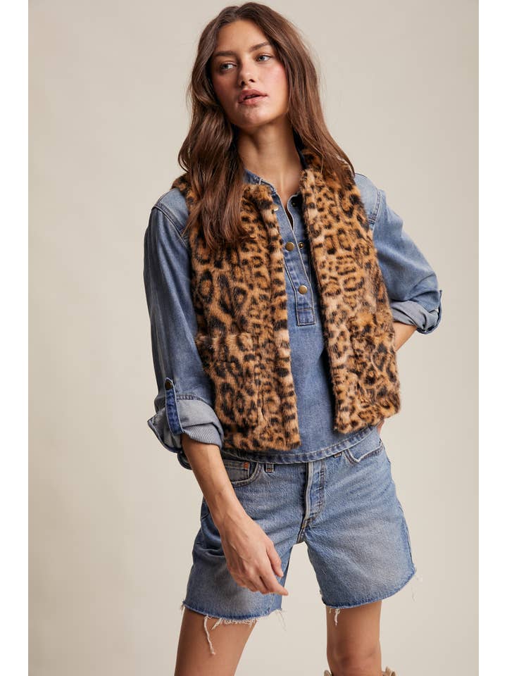 Listicle - Wholesale Outerwear Vest - Women's - Faux Fur Leopard Vest14