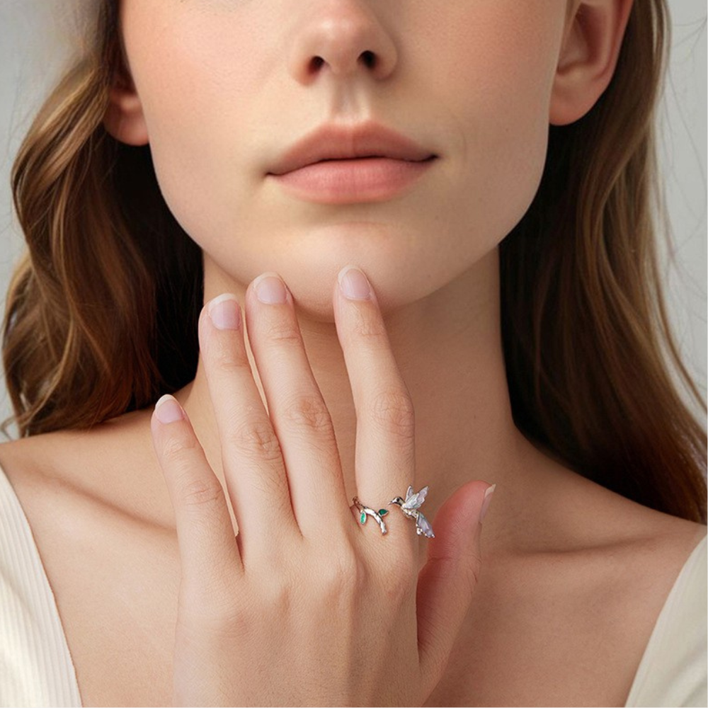 Verdivine – wholesale Cocktail/statement ring – Hummingbird Ring4