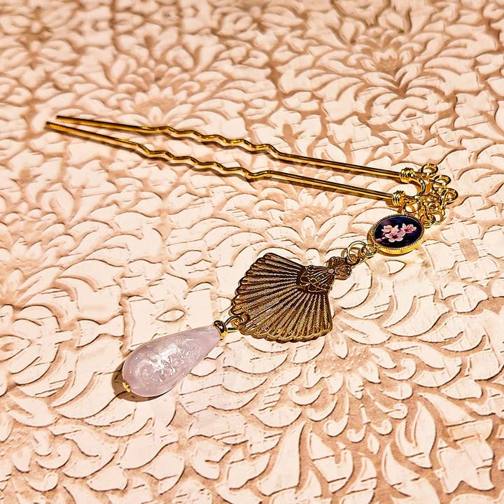 Spilla per capelli resina fiore ciliegio perla ventaglio per la vendita all'ingrosso da parte di Lydée Déco