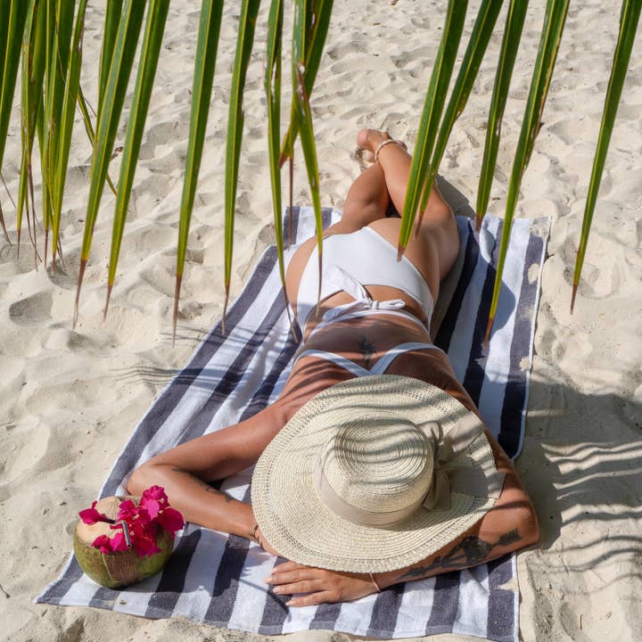 Arkwright Home - Wholesale Beach Towel - Cali-Cabana Soft, Plush Beach Towels 13