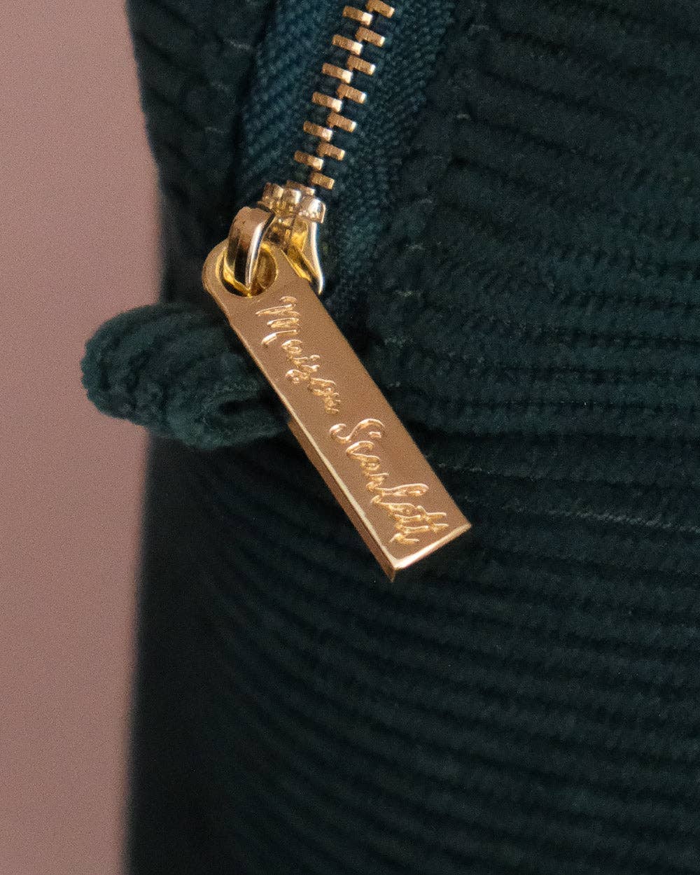 Maison Scarlett – Engroshandel Toilettaske - Dame – Charlotte toilettaske i fløjlscorduroy10