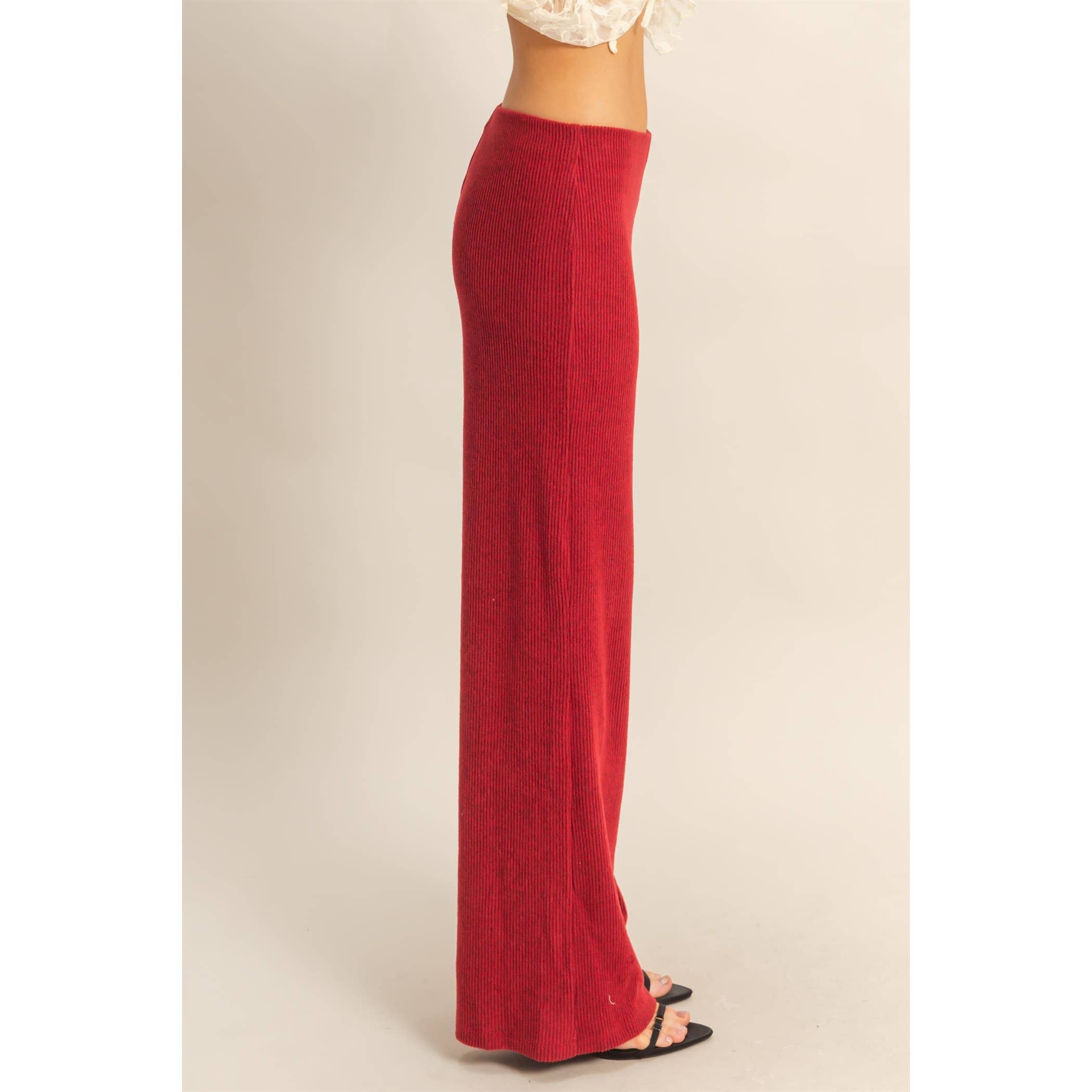 HYFVE – Großhandel Hose – Damen – Essentielle Strick-Schlaghose13