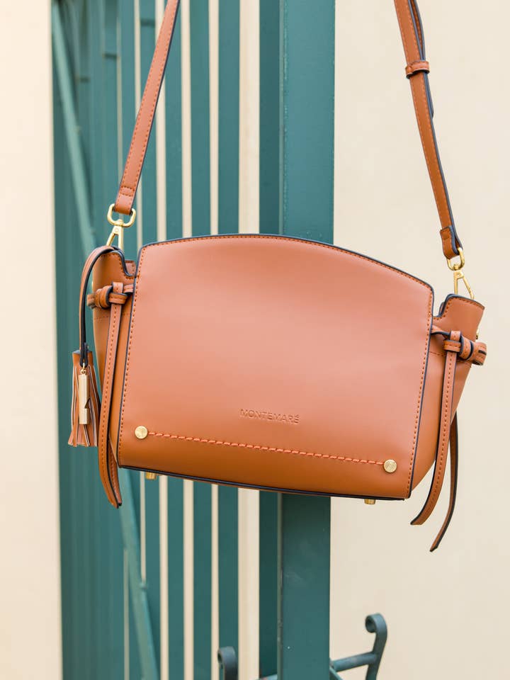 Roma Crossbody for wholesale by MONTEMARÉ