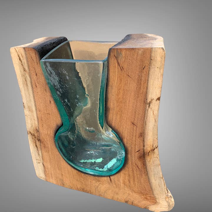Batik Indah – wholesale Vase – Root glass Chunky Key Wedge Glass and Wood Vase recycled