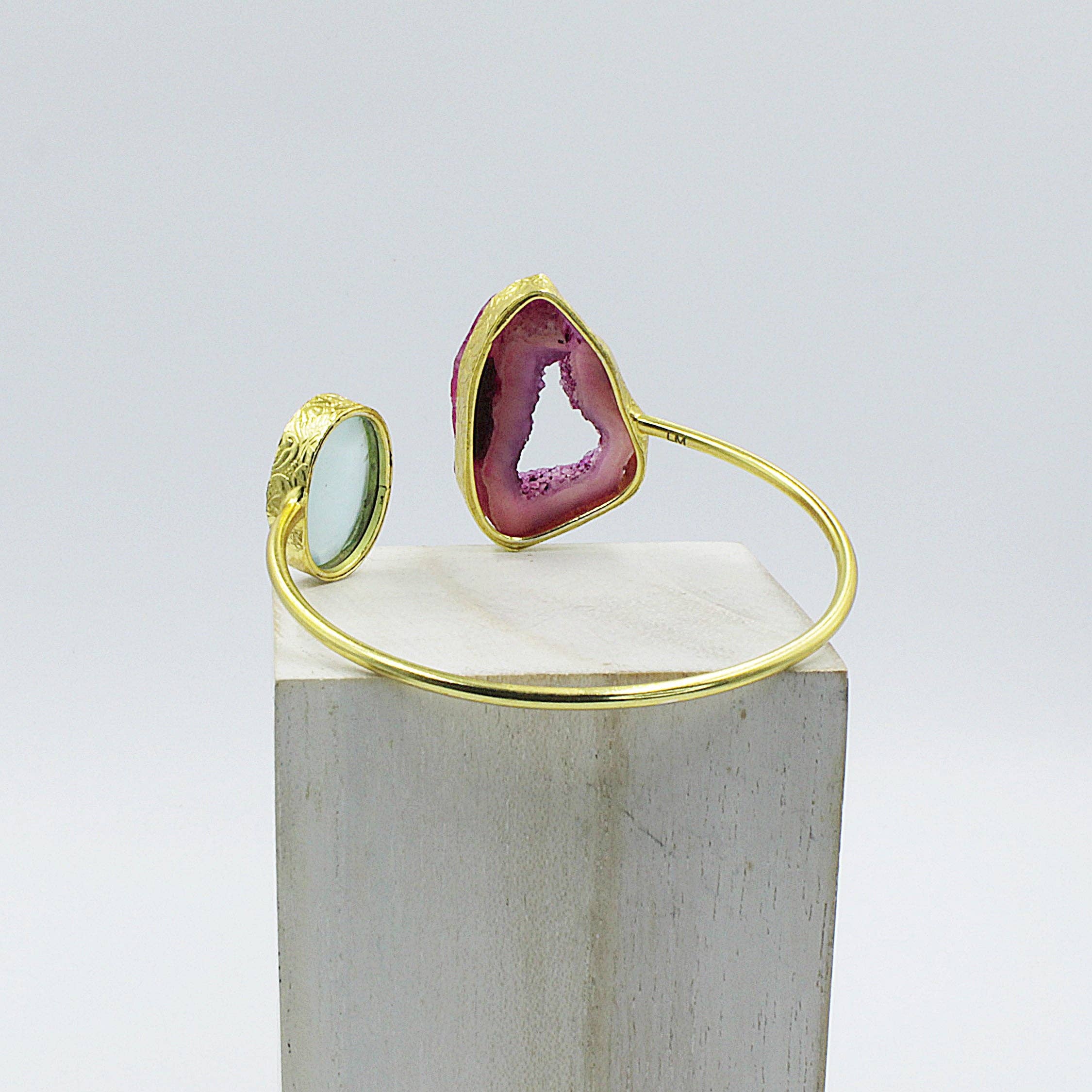 LA MAR - Wholesale Cuff Bracelet - Bracelet with 2 stones, pink and sky blue - chalcedony and agate quartz gold-plated2