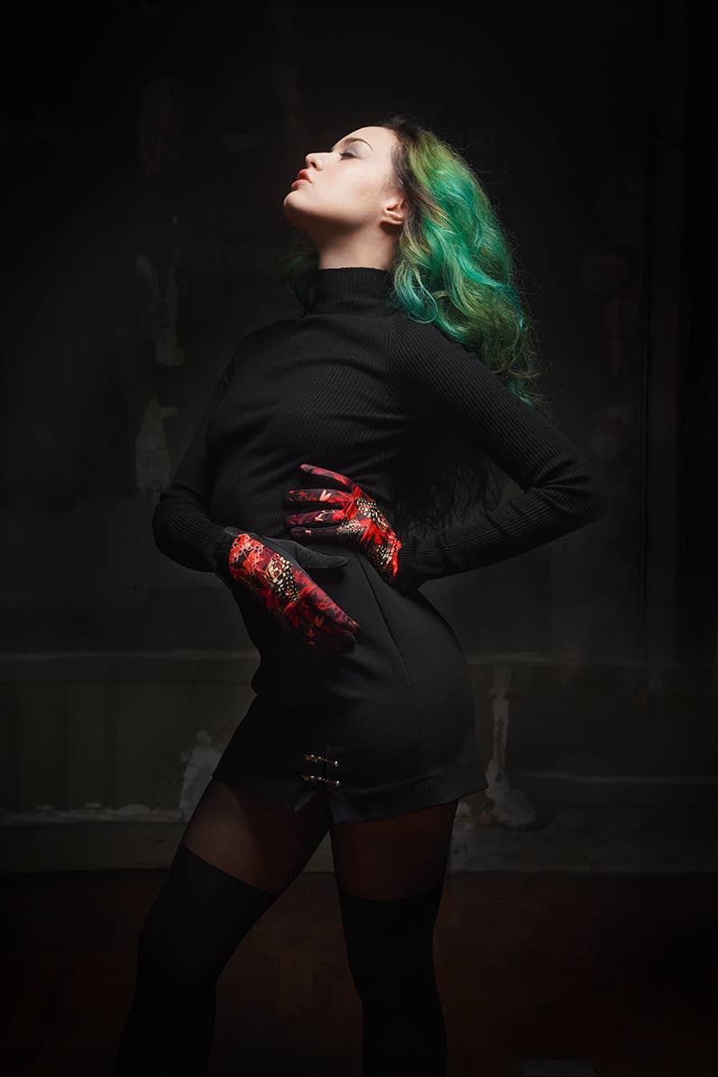 FST le french studio - Wholesale Gloves - Women's - Technical printed gloves, stylish and warm. Model ERABLE1