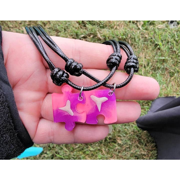 Shark Bitten - Wholesale Pendant/Charm Necklace - Shark Tooth Best Friends Glow Necklaces