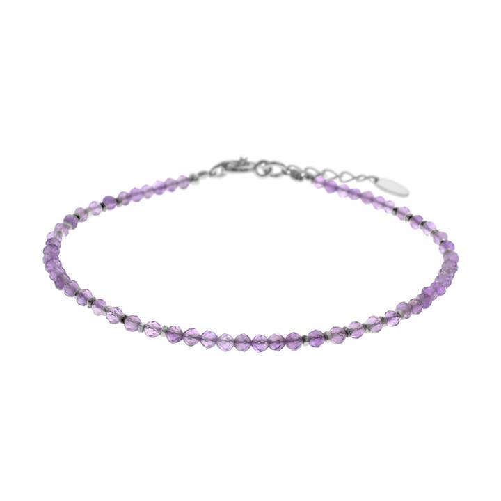 Sophia fint perlet ametyst- og sølvspændt armbånd for engroshandel hos Kali Ma Designs - Sterling Silver Jewellery