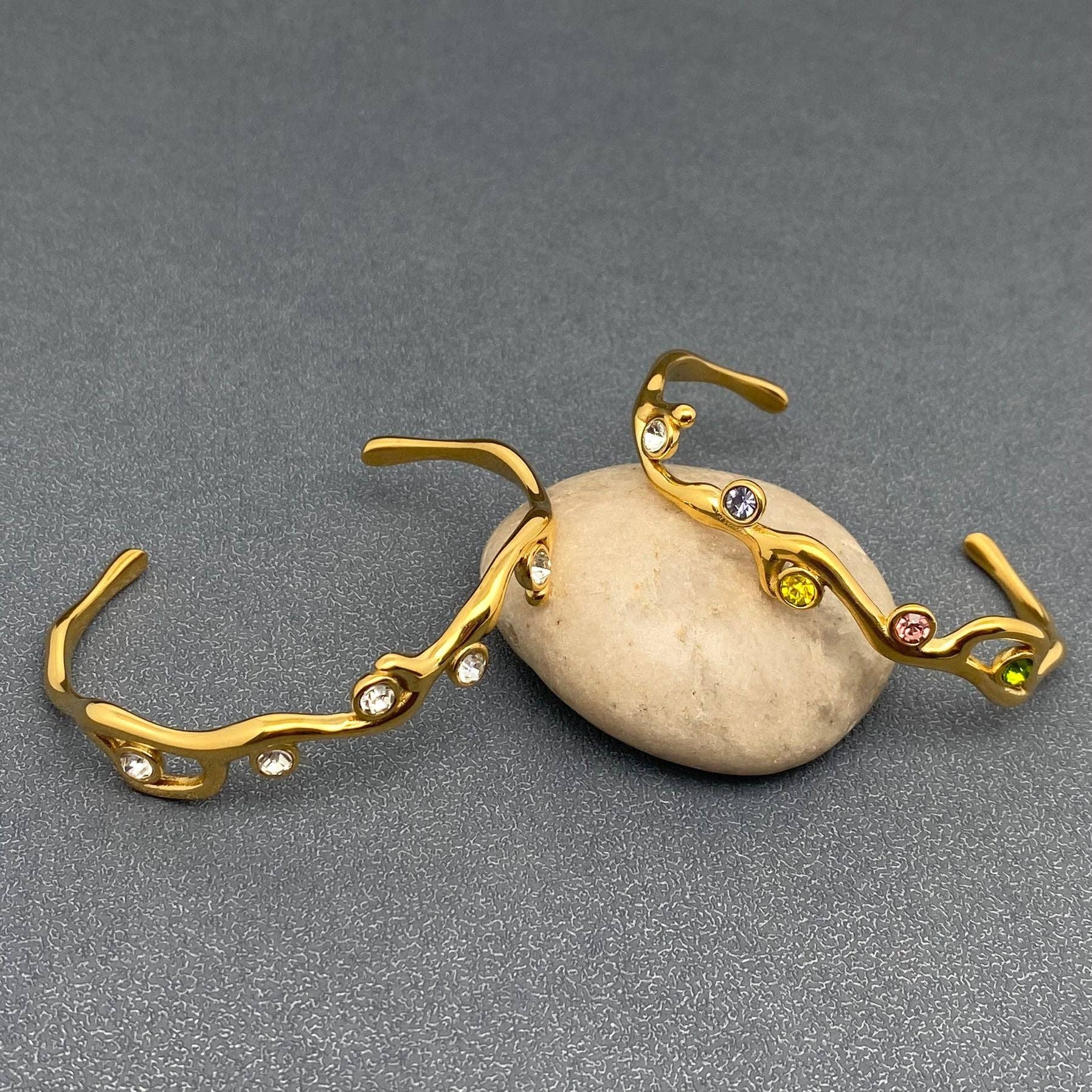 Mio Queena - Wholesale Cuff Bracelet - Inlaid Zircon Branch Shape 18K Gold Plated S.Steel Cuff - FGS2