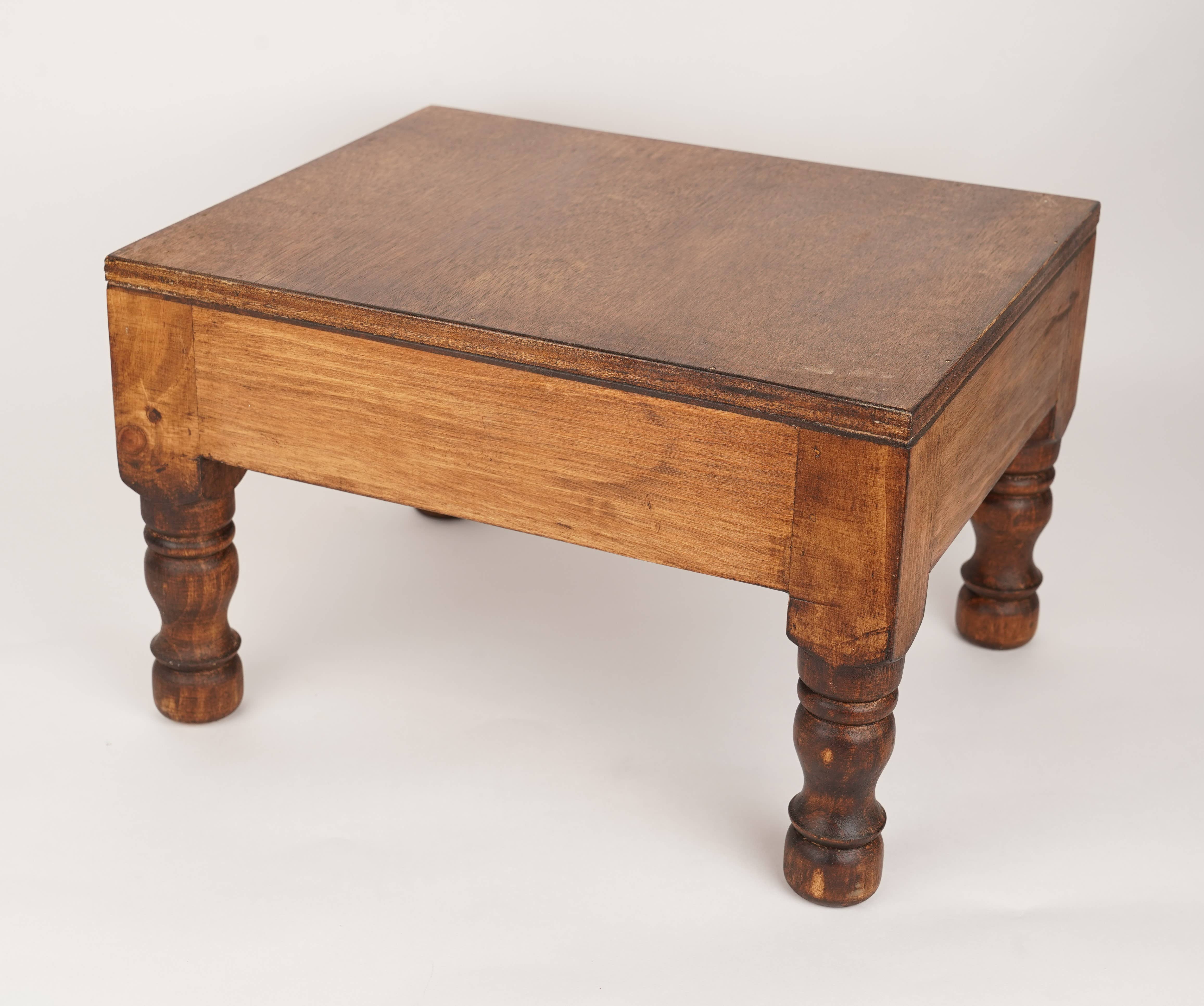 My Amigos Imports - Wholesale Cake Stand - Cute Wood Cake Table-Display-Farmhouse-12x15x10 in-Riser0