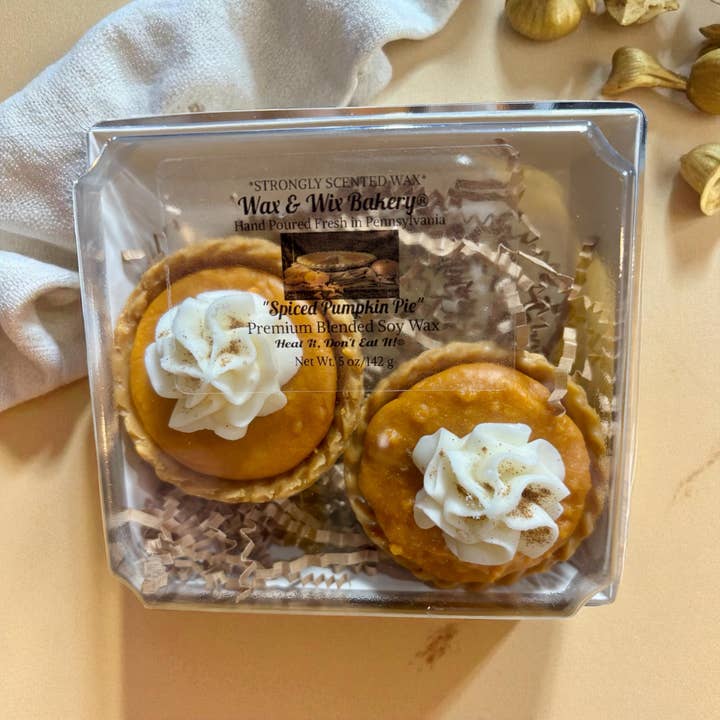 Wax and Wix Bakery® - Wholesale Wax Melt - Spiced Pumpkin Pie Wax Melts. 5 oz. 2 Full Mini Pies4