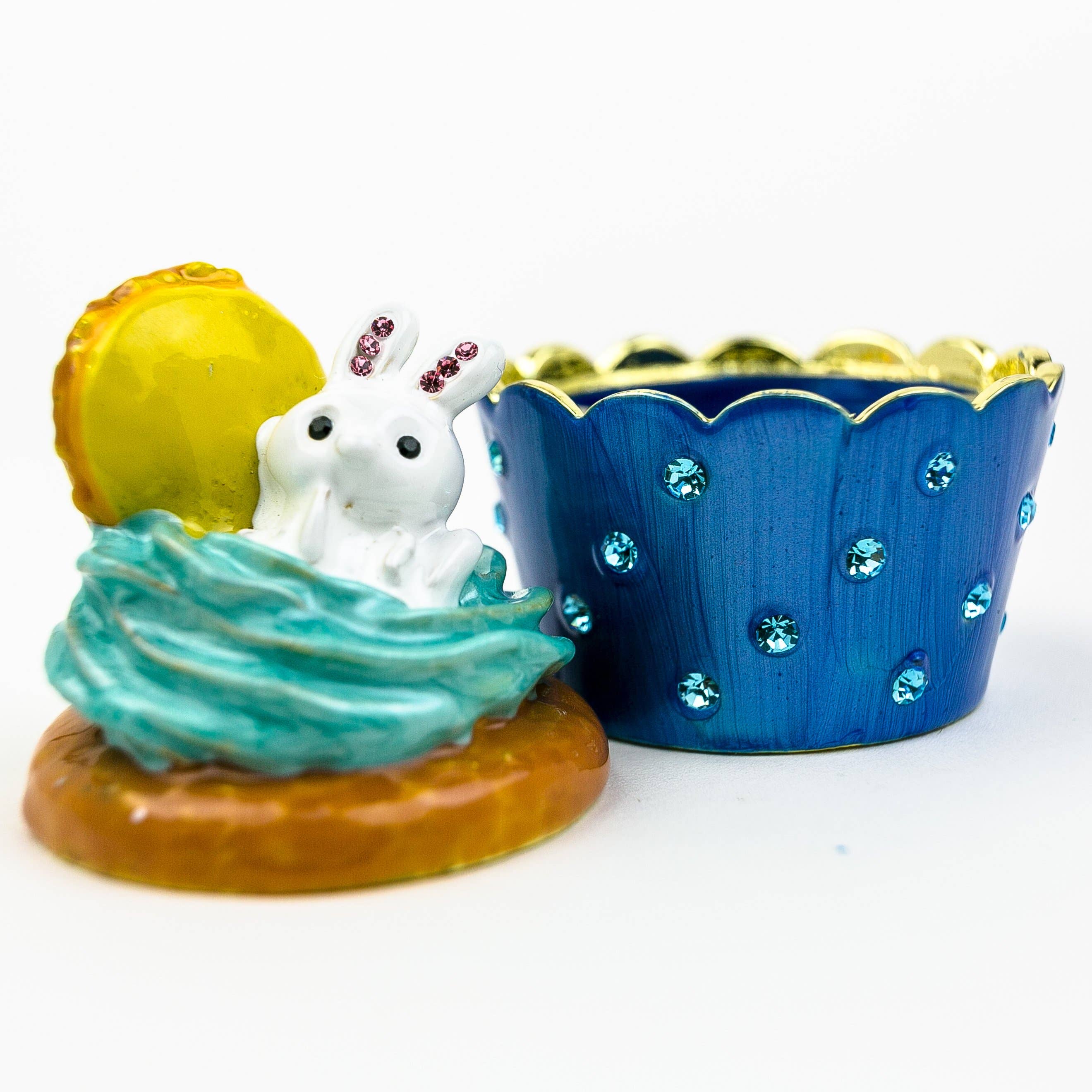 Keren Kopal - Wholesale Jewelry Box/Organizer - Rabbit on Cupcake Trinket Box1
