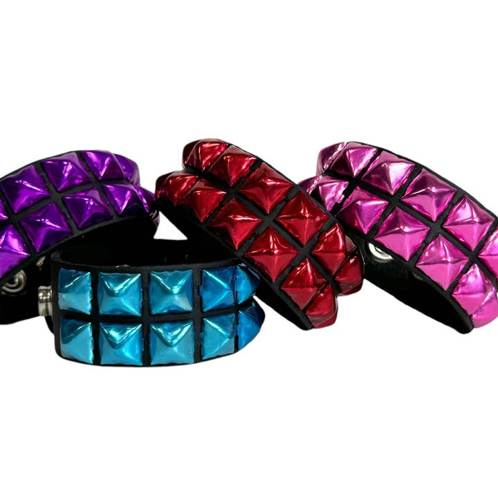BC112 METALLIC COLOR 3 ROW 1/2" PYRAMID STUD SNAP BRACELET for wholesale by Funk Plus