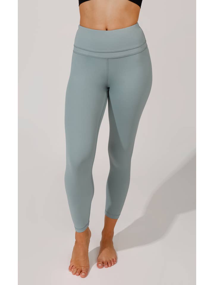 90 Degree by Reflex & Yogalicious - Wholesale Athletic/Lounge Leggings - Women's - "Bootyful" brand Interlink V-Back Cire High Rise 7/8 Ankle L16