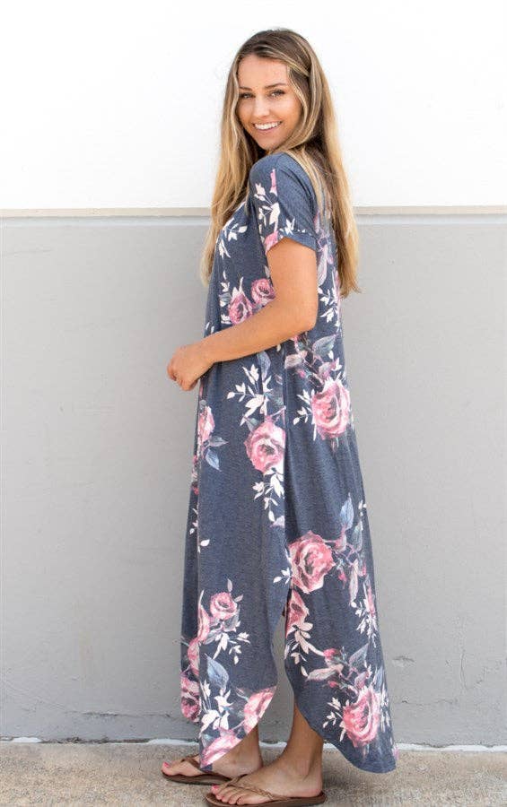 Tickled Teal – wholesale Dress – Women's – Vintage Floral Relaxed Maxi1