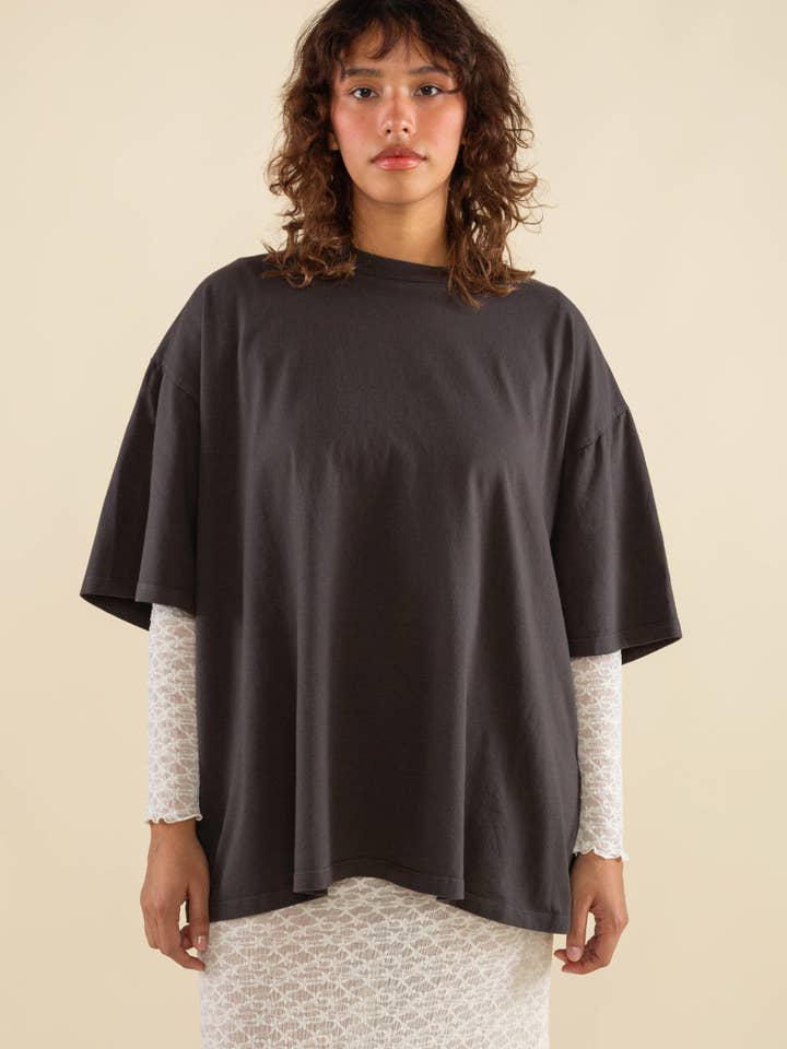 Vintage-T-Shirt in normaler Länge, gefärbtes Kleidungsstück für den Großhandel von NLT