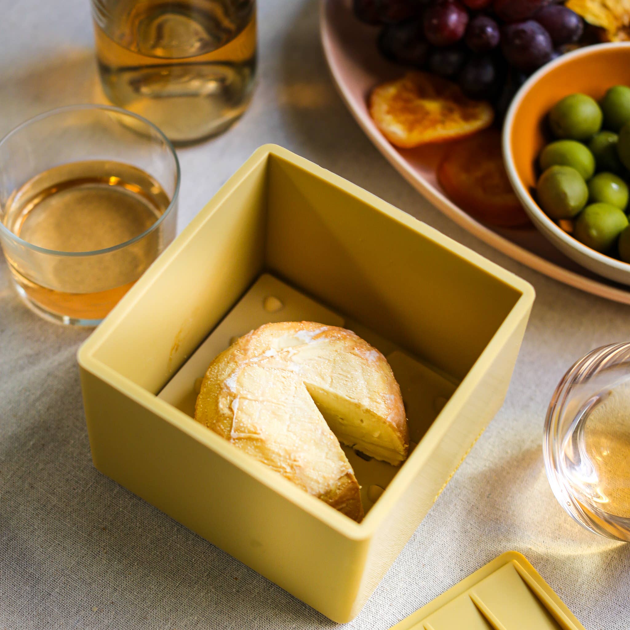 CapaBunga® - Wholesale Food Storage Container - Cheese Vault For Soft Cheese | Artisan Cheese Storage14