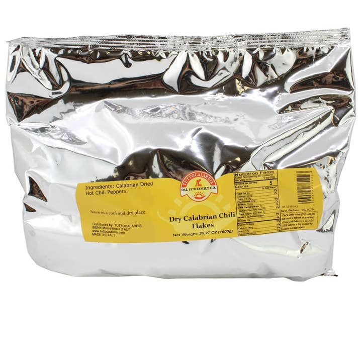 TuttoCalabria Dry Crushed Calabrian Chili Flakes, 35.27 oz (1000 g) for wholesale by Wholesale Italian Food