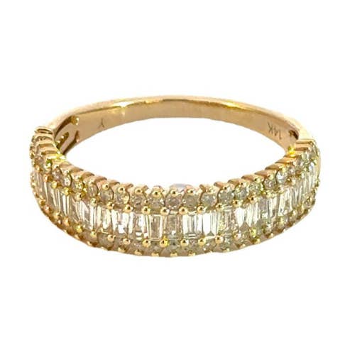 Anillo de diamantes baguette de oro macizo de 14k. RFL17472 para venta al por mayor de Tresor Jewelry Inc.