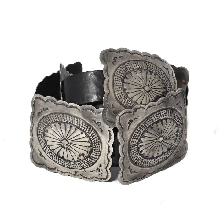 J.Alexander Rustic Silver - Wholesale Belt - Women's - WJA-034-4-BLK FLUTED CONCHO BELT- SILVER - Black