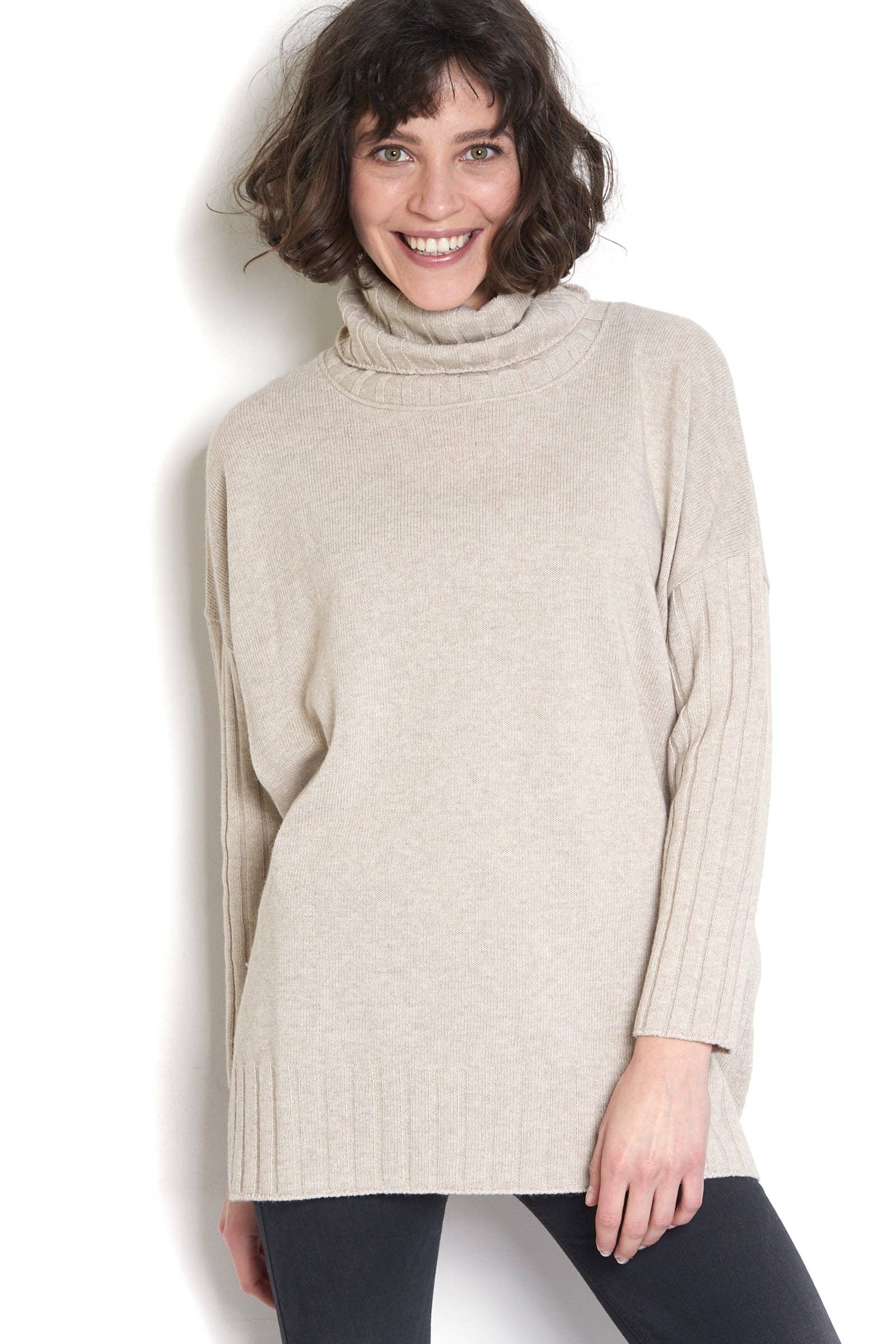 BLAUMAX - Wholesale Tunic Sweater - Women's - Nantucked2