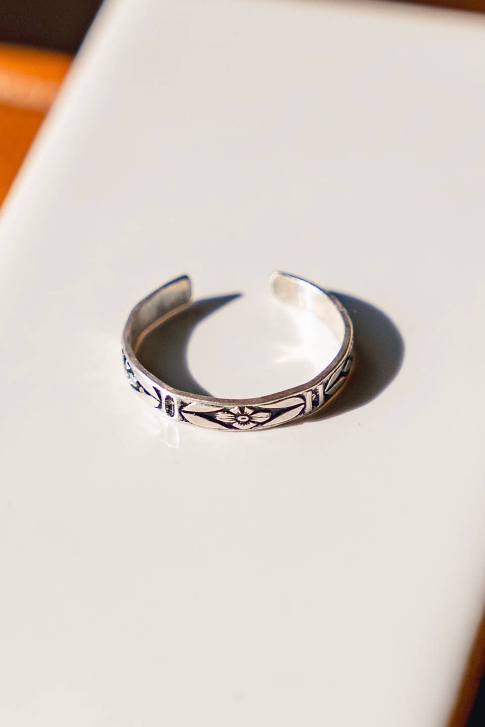 Breezi Mae - Wholesale Toe Ring - Floral Sterling Silver Toe Ring