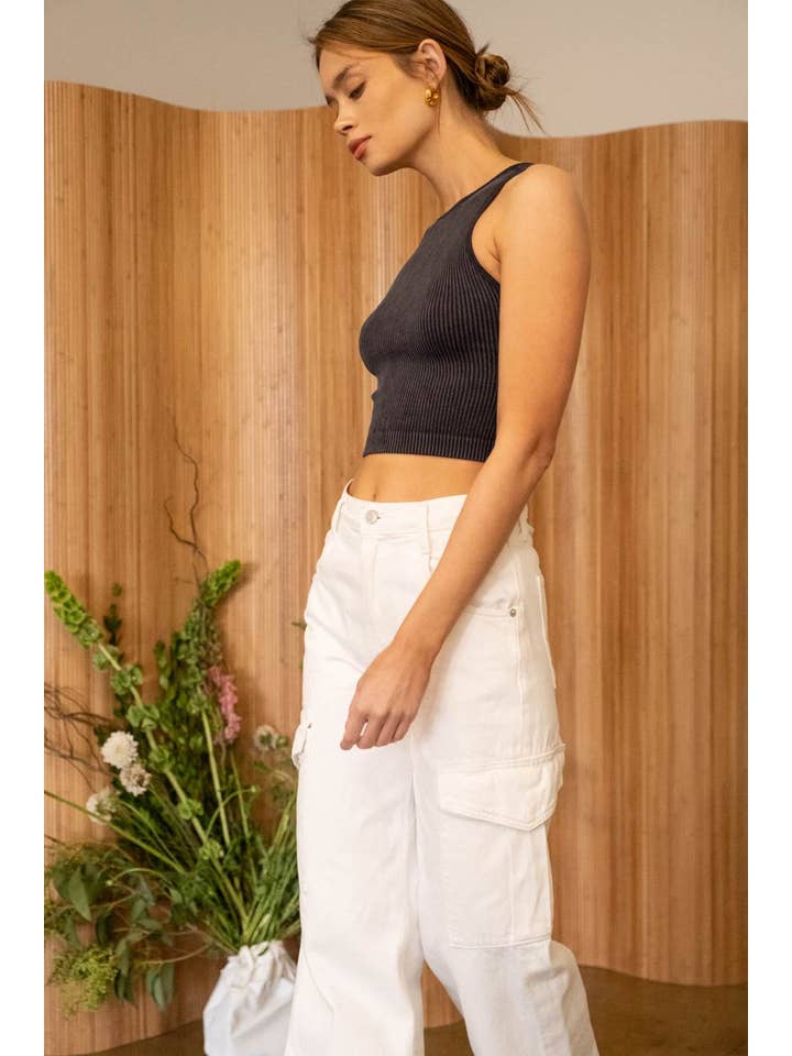 The Workshop Studio - Wholesale Knit Top - Women's - WASHED SEAMLESS CROP TOP
