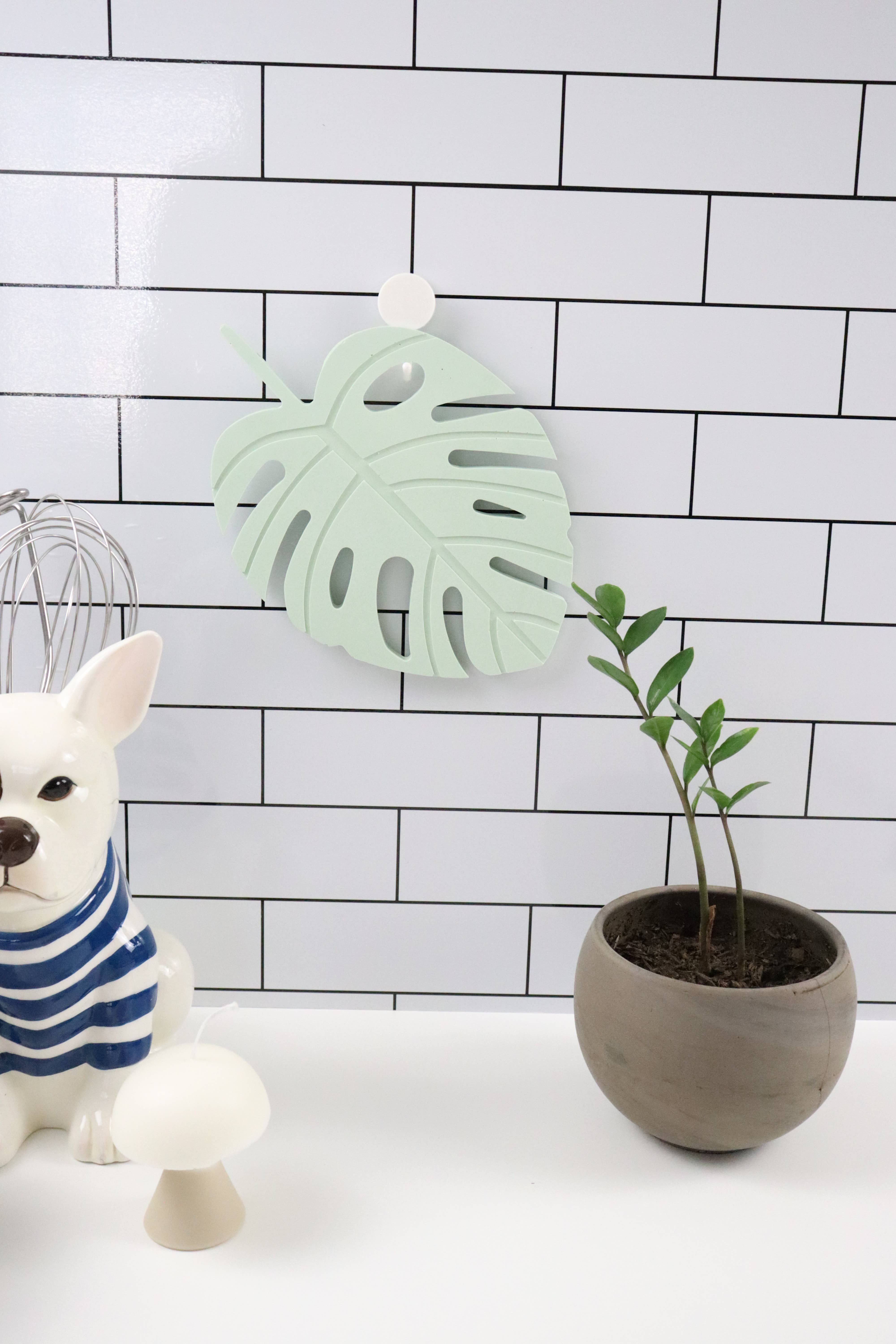 Three Springs Candle Co. – wholesale Jewellery dish – Monstera leaf Jewelry & Trinket tray | Trivet - Mint8