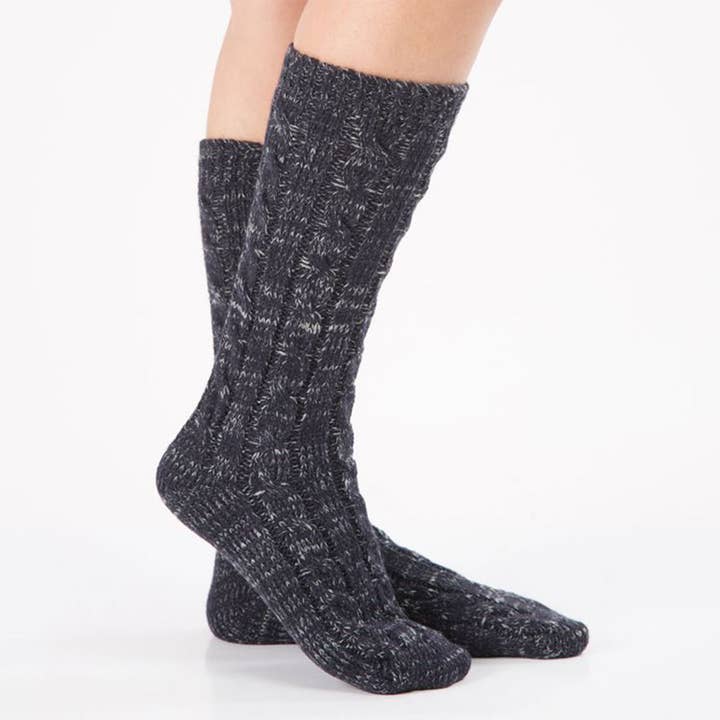 ACCITY - Wholesale Socks - Women's - CABLE KNITTED KNEE HIGH SOCKS_CWMS1123