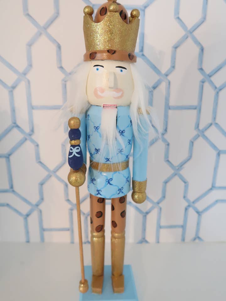 blue ribbon nutcracker for wholesale by millie b & co