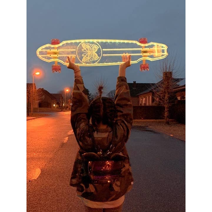 Ghost Boards - Wholesale Sportieve accessoires - Clear Longboard/skateboard, Butterfly 40" Platypus, wit5