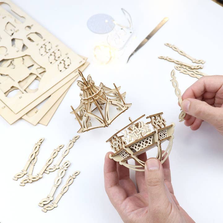 Tiny Treehouses - Wholesale DIY Craft Kit - Spring Pavilion