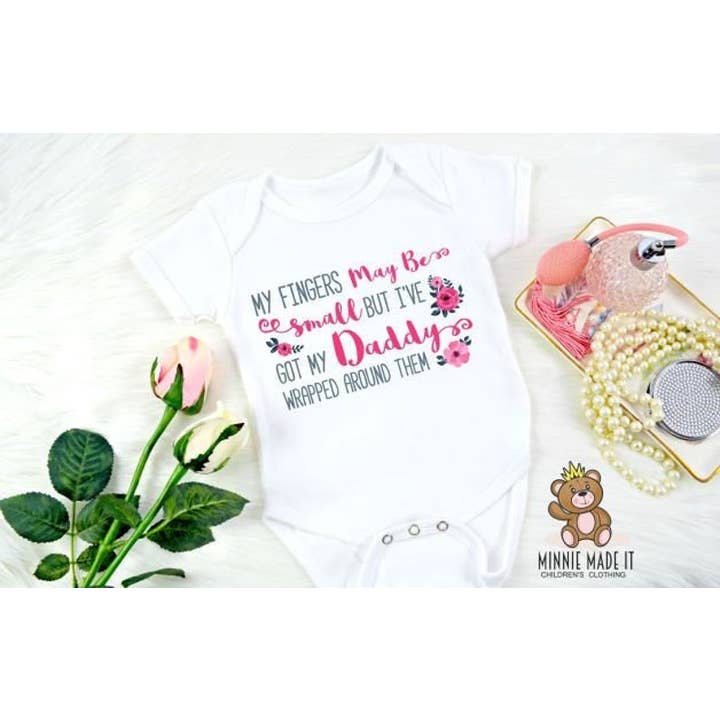 Mes doigts sont peut-être petits, mais j'ai mon père enveloppé tout pour la vente par Minnie Made It