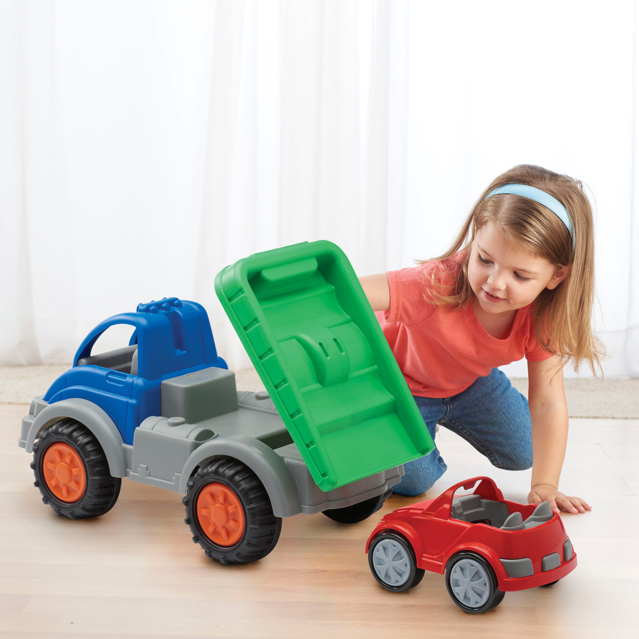 American Plastic Toys - Vendita all'ingrosso Macchinetta/camioncino giocattolo - Bambini  - Camion Gigante Trasportatore di Auto Giocattolo in Plastica per Bambini2