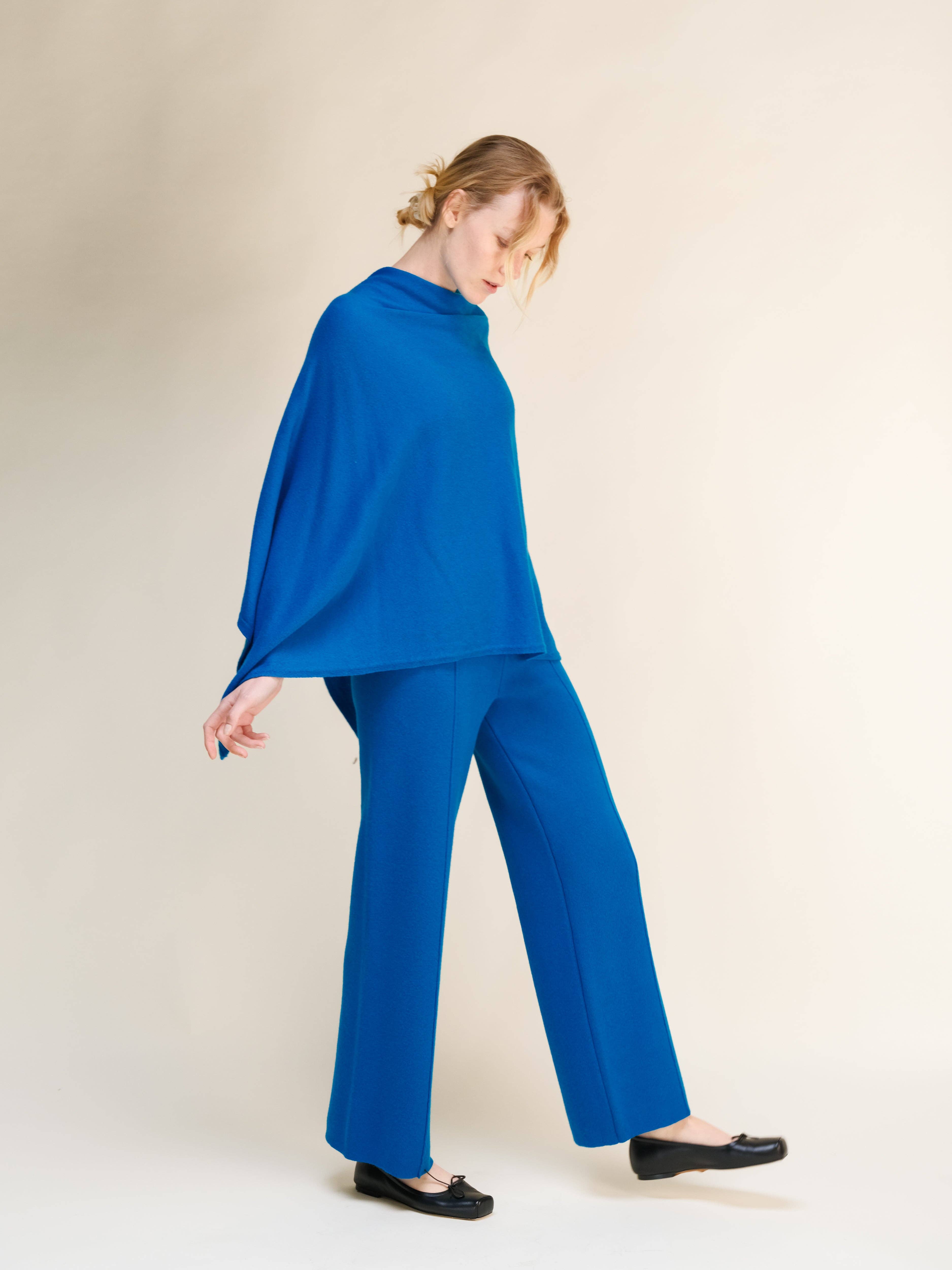 Lèmme - Wholesale Poncho - Women's - Cashmere Mix Asymmetric Poncho26